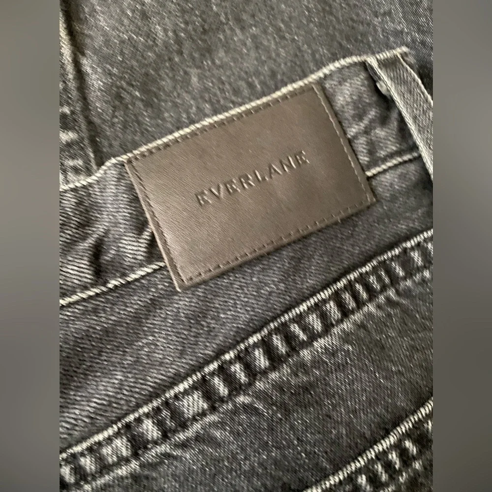 Everlane The 90s Cheeky Jean Organic Cotton Black Button Fly - Picture 6 of 16